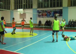Чемпіонат університету з волейболу між факультетами (юнаки)